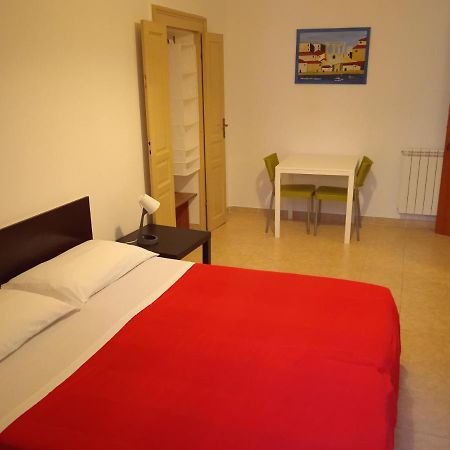 B&B Caravaggio Only 200 Metres From Ortigia Syrakusa Exteriör bild