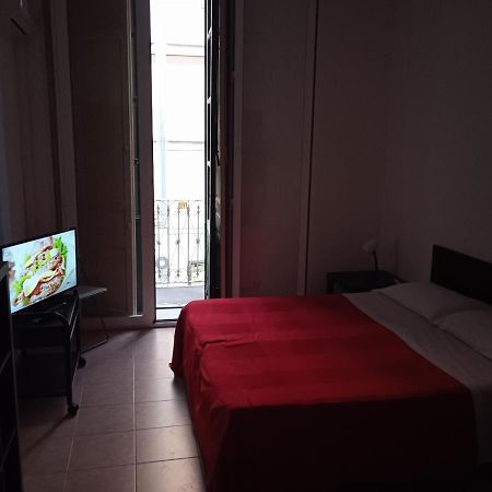 B&B Caravaggio Only 200 Metres From Ortigia Syrakusa Exteriör bild