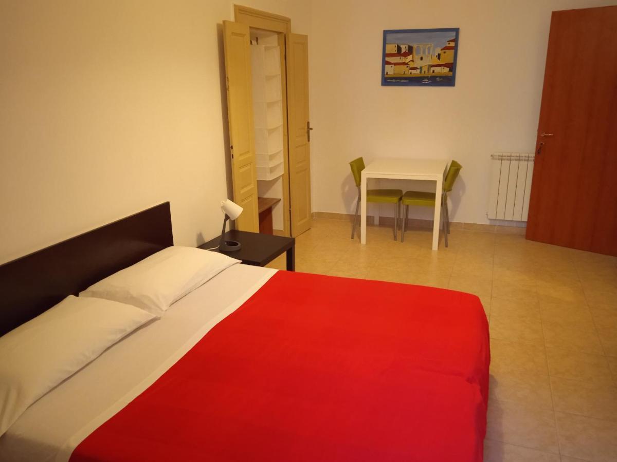 B&B Caravaggio Only 200 Metres From Ortigia Syrakusa Exteriör bild