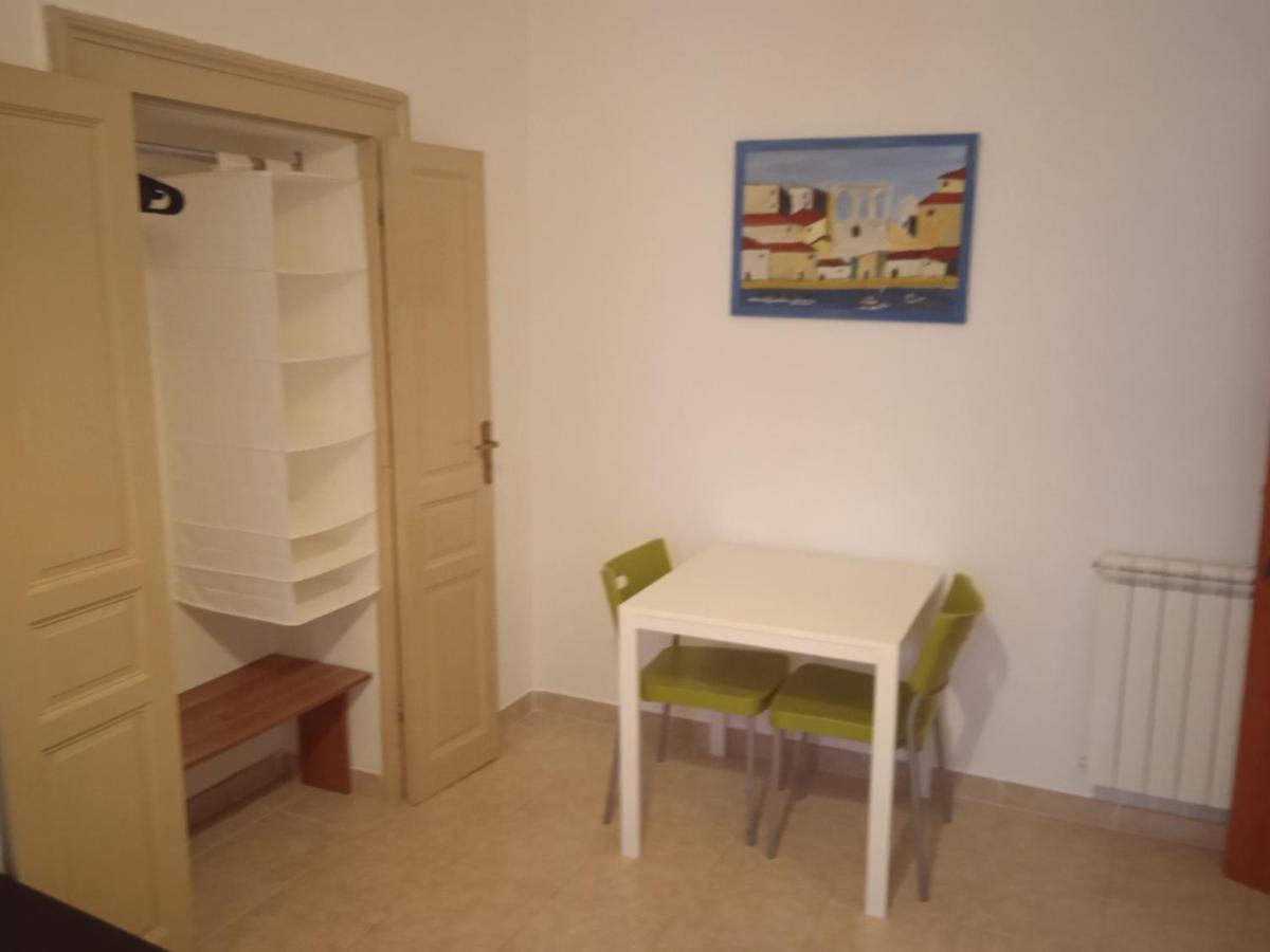 B&B Caravaggio Only 200 Metres From Ortigia Syrakusa Exteriör bild